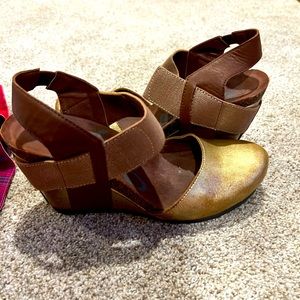 OTBT strappy wedges